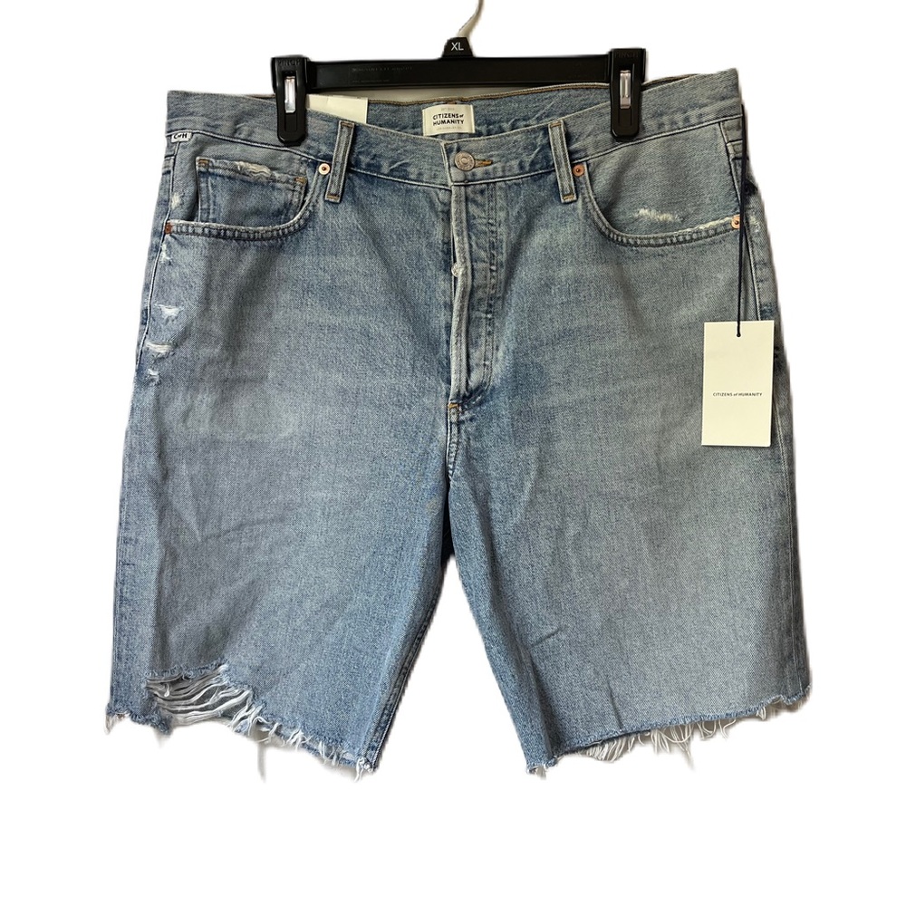 Citizens of Humanity ambrosio short size 31 high road distressed high rise denim